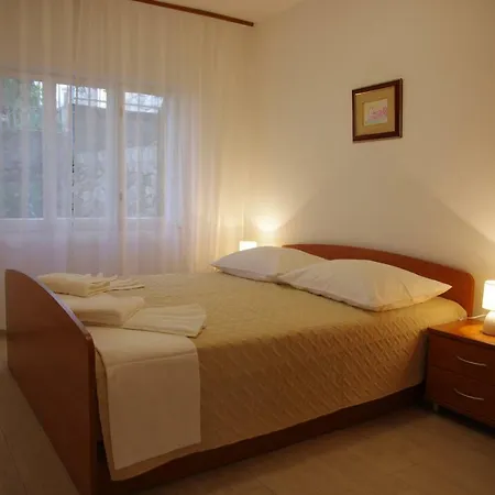 Sonja Apartament *