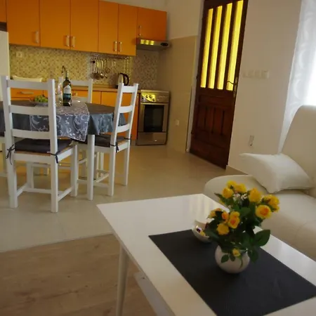 Apartament Sonja *