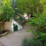 Sonja Apartman